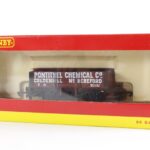 Hornby R6072 5-plank wagon "Pontithel Chemicals"