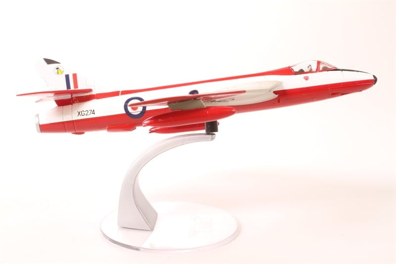 Corgi 49803 1/76 Hawker Hunter Mk6 4FTS (1976) - Image 3