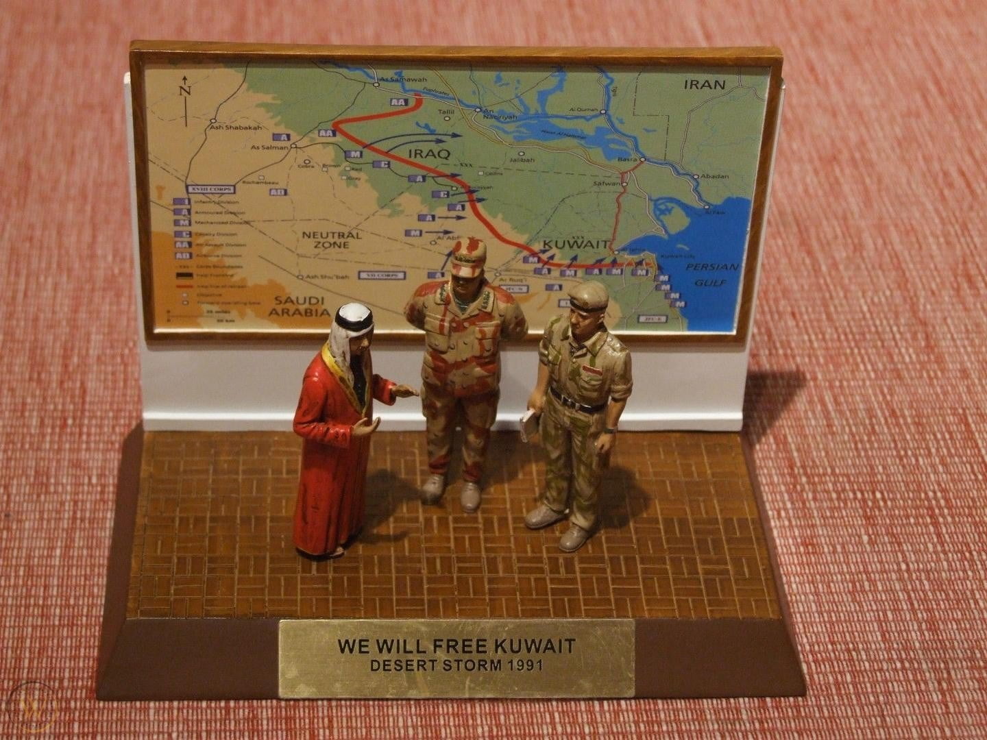Corgi Forward March CC59192 132 scale Desert Storm King Fahd with Schwarzkopf & de la Billiere