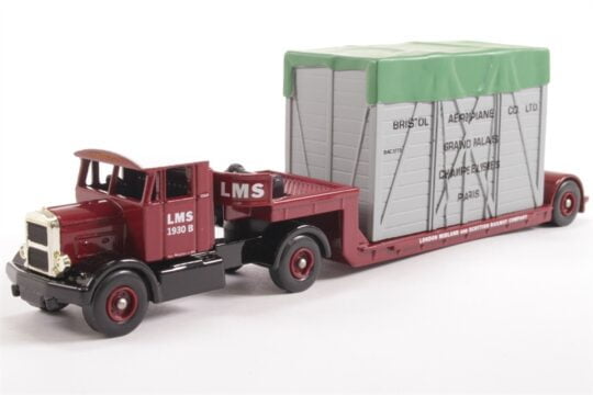 Corgi / Lledo Trackside DG112001 Scamell Tractor with Artic Low Loader and Crated Load - LMS - Pre Loved