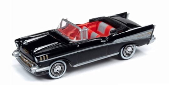 Johnny Lightning JLDR013 1/64 1957 Chevy Bel Air Convertible