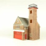 Hornby R8626 Country Fire Station / Preloved
