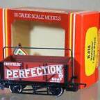 Hornby R016 Perfection Perfection Wagon with Sheet Rail