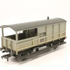 Bachmann 33-308A OO 20 Ton Toad Brake Van Br Grey Weathered