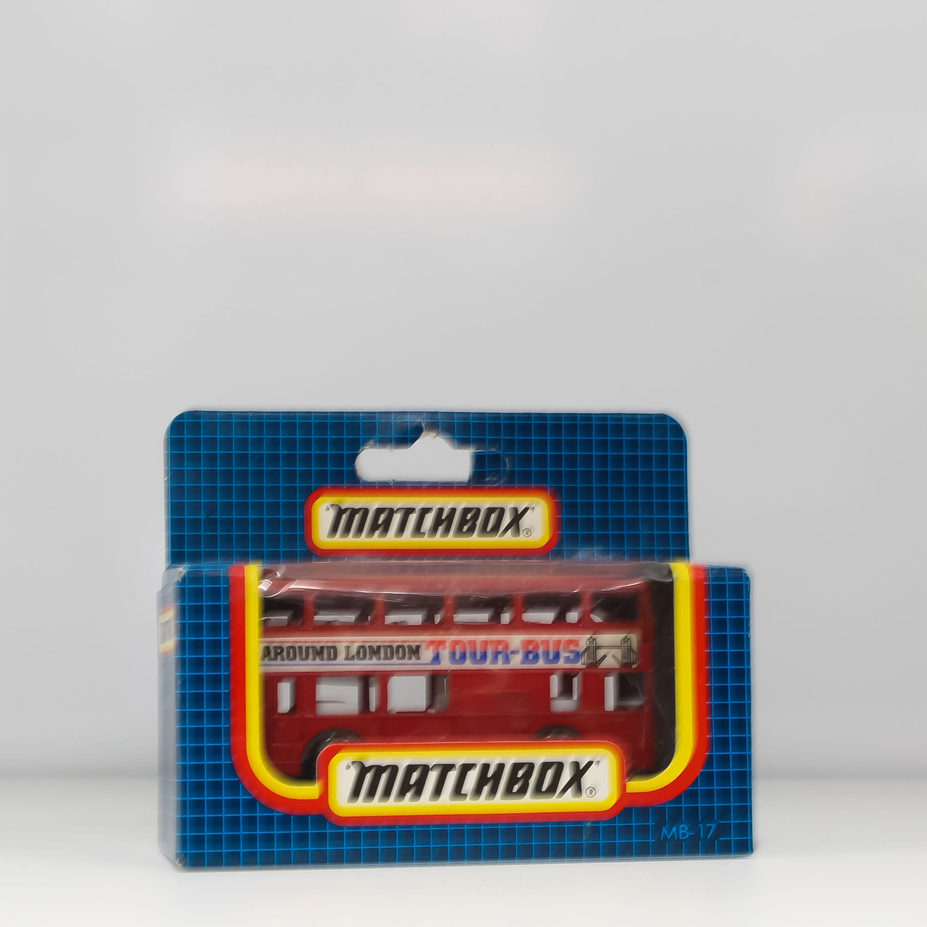 MATCHBOX 1/64 MB17 LONDON BUS (TOUR BUS)
