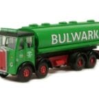 Base Toys D-67 Albion DH57 tanker "Bulwark" (Petroleum).