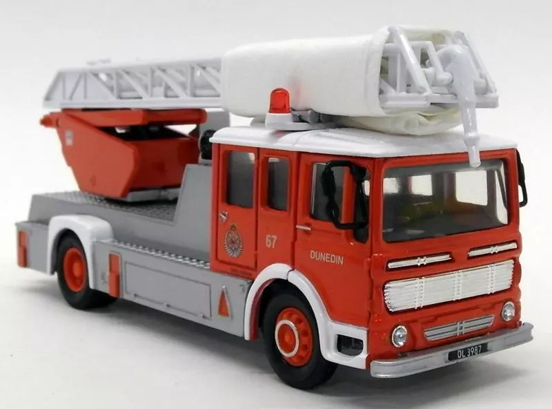 Corgi 97361 1/50 AEC Turntable Ladder New Zealand Fire Brigade