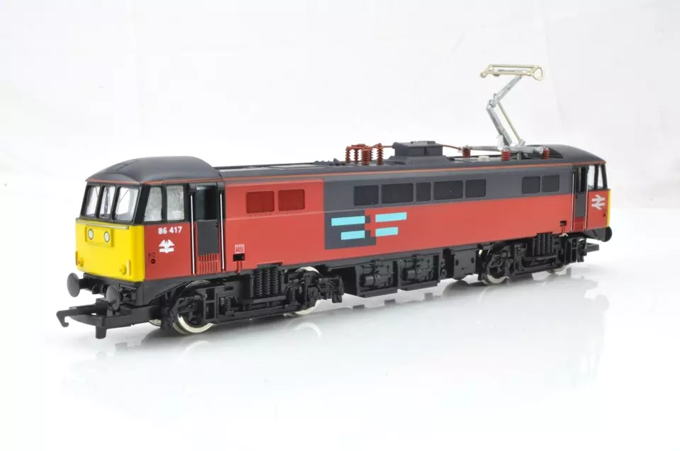 Hornby R322 Bo-Bo Electric Loco Rail Express Class 86 - Image 2