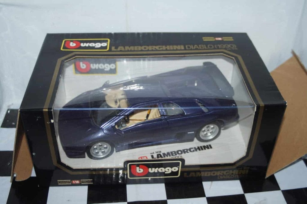 Bburago 1/18 3028 Lamborghini Diablo 1990 Black