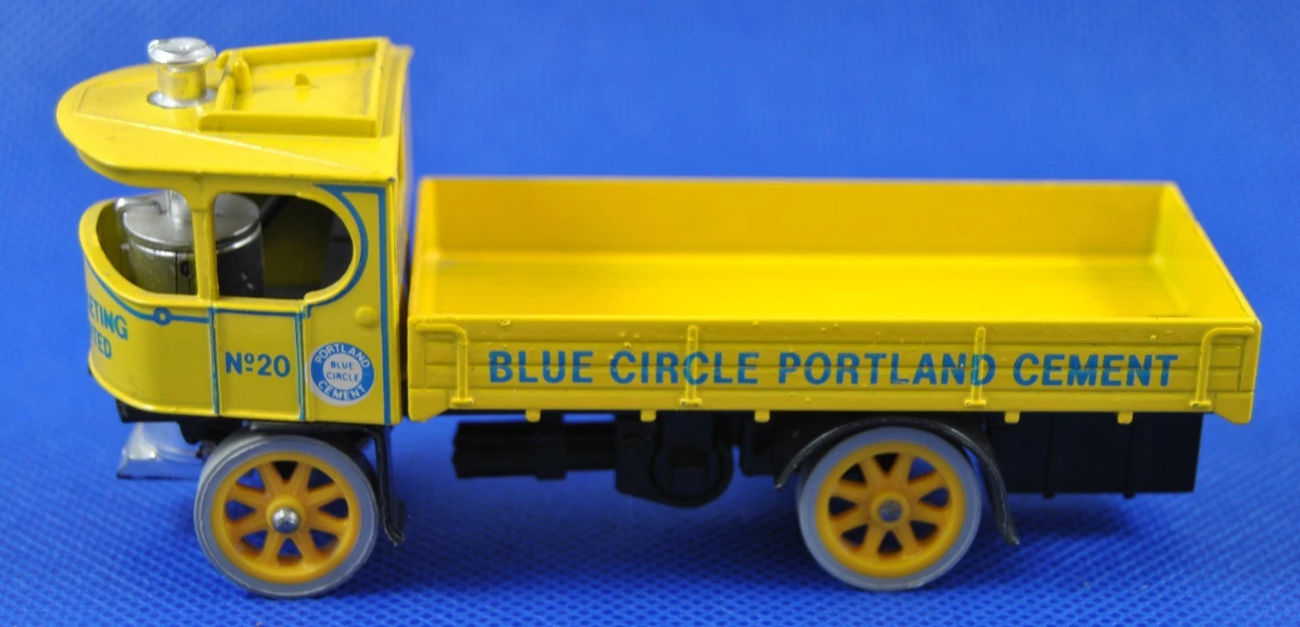Matchbox Y18 1918 Atkinson Model D steam wagon Blue Circle Portland Cement