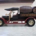 Matchbox Y26 1918 Crossley Beer Lorry Romford Brewery Co