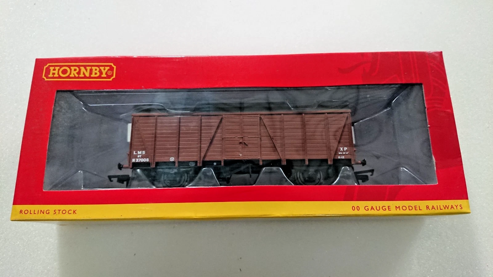 Hornby R6640A OO Gauge LMS 4 Wheel CCT Van - Image 2