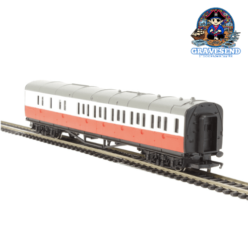 Hornby R 9051 Thomas & Friends James Composite Coach OO Gauge